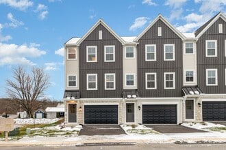 Building Photo - Brand new 3 Bedroom Townhouse