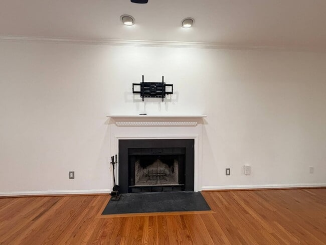 Building Photo - 110 Waltons Creek Rd