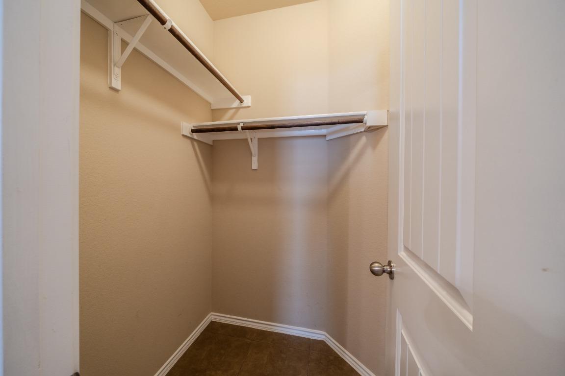 Building Photo - 304 Jack Ryan Ln