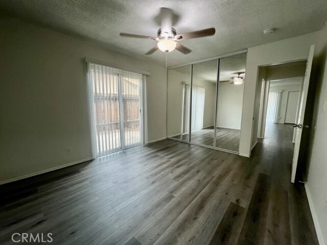 Building Photo - 685 E Vista Chino