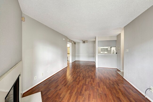 Building Photo - 2120 El Paseo St