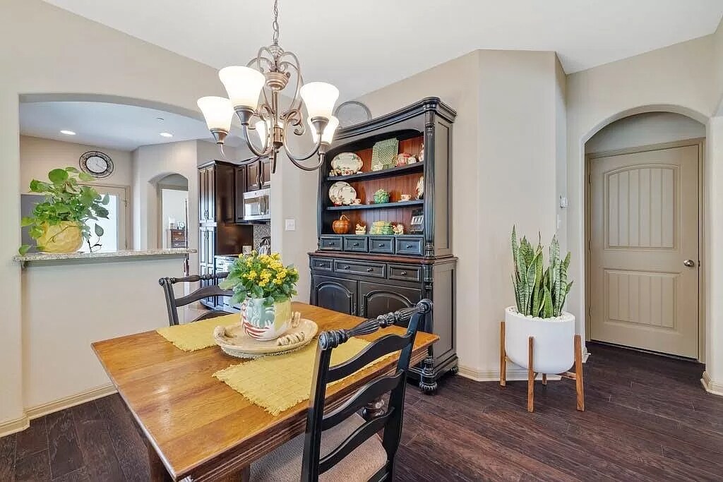 Building Photo - 1022 Lost Pines Ln