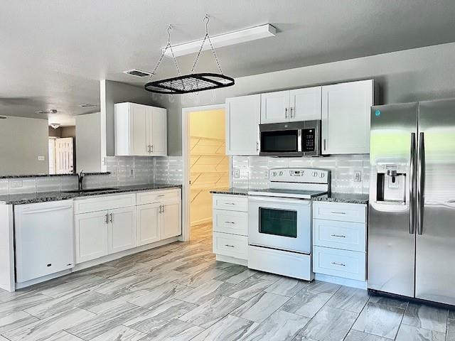 Building Photo - 2809 Briargrove Ln