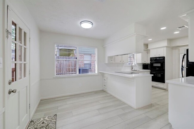 Building Photo - 5618 Enchanted Timbers Dr