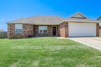 Building Photo - 403 Cherry St