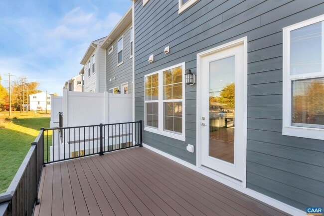 Building Photo - 2022 Calico Ct