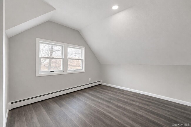 Building Photo - 8093 US-209