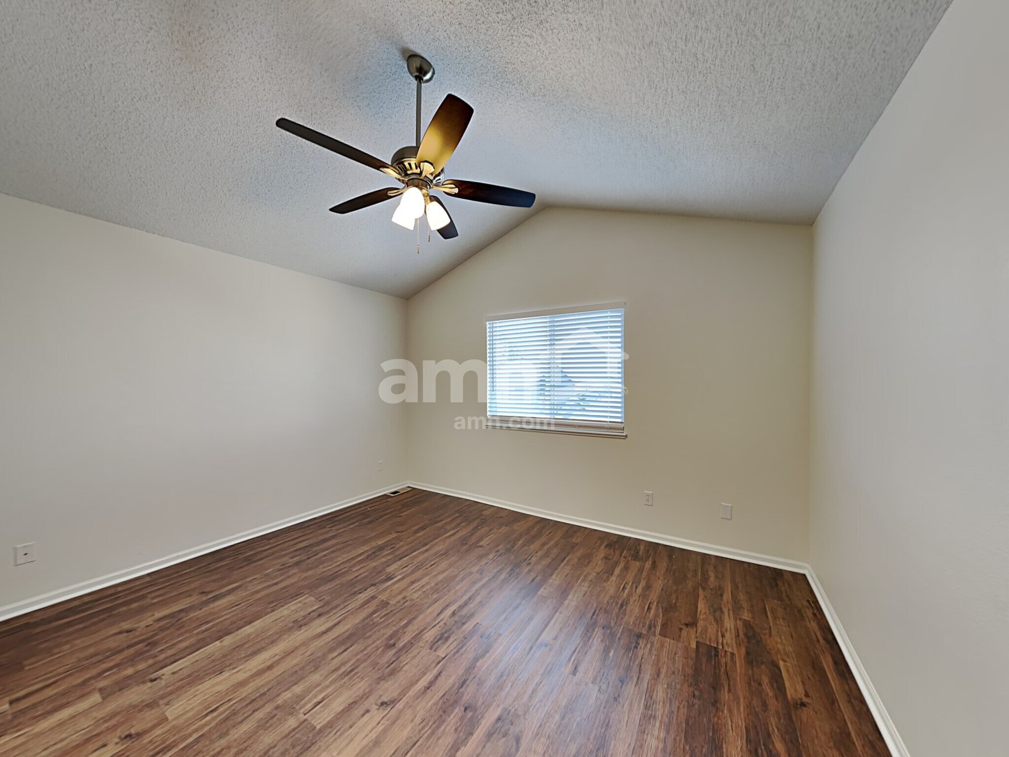 Building Photo - 8226 Wilmington Dr