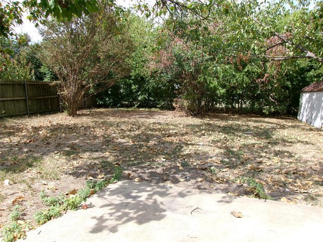 Building Photo - 1209 NE 20th St