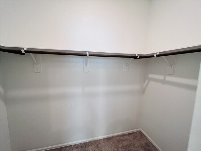 Building Photo - 5827 Dry Brush Pl