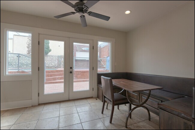 Building Photo - 1420 Hawthorne St