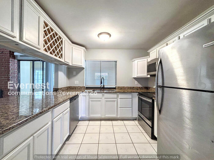 Building Photo - 2 Chip Ct