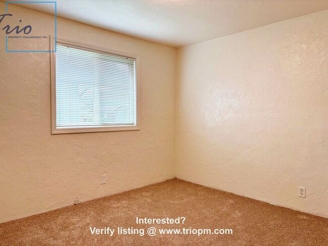 Building Photo - 2577 L St