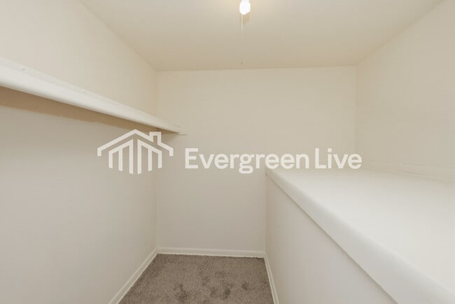 Building Photo - 4431 Procuniar Dr