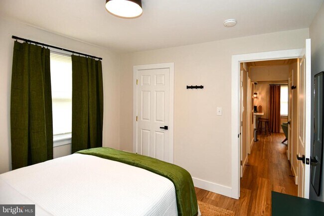 Building Photo - 503 Woodston Rd