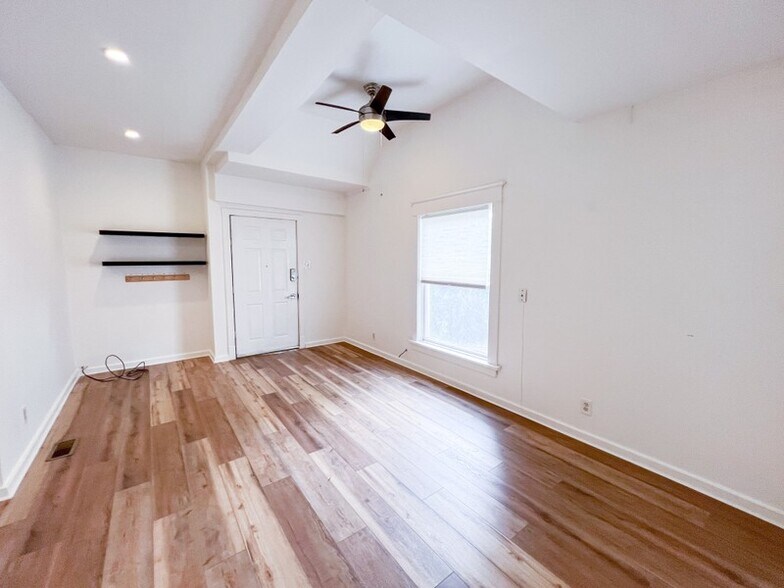 Building Photo - 177 E 2400 S