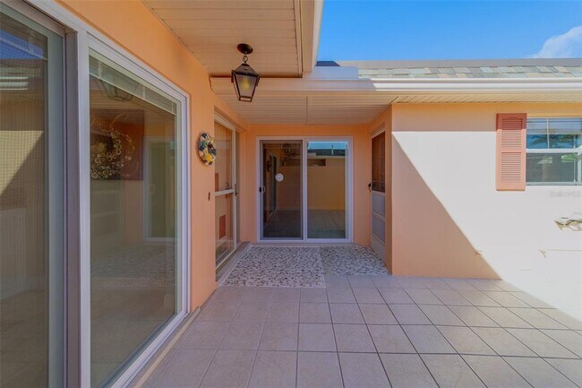 Building Photo - 170 Boca Ciega Point Blvd S