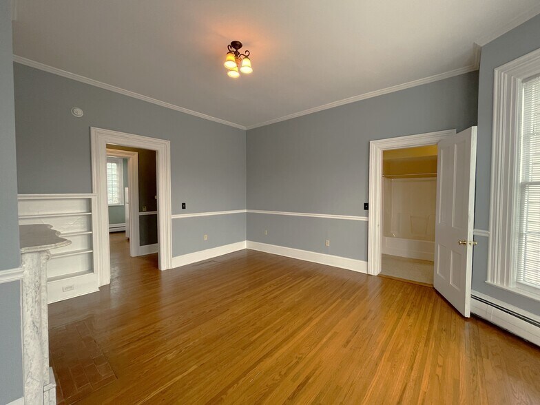 Primary Bedroom - 463 W Church St