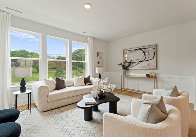 Primary Photo - FREE RENT! Stunning 4 Bed | 3.5 Bath Luxur...