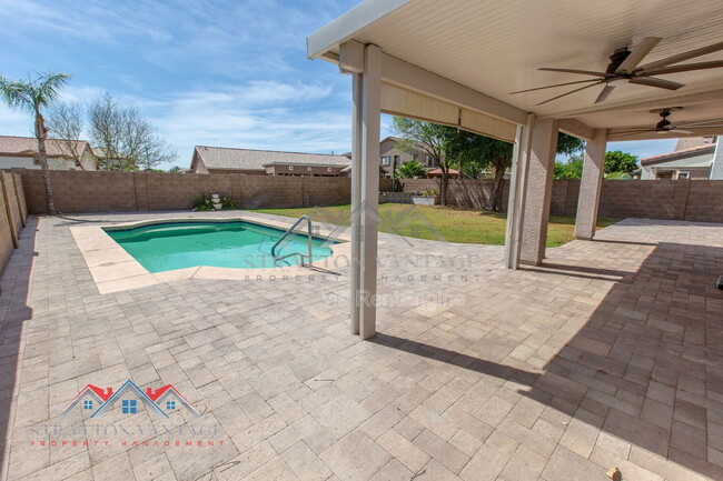 Building Photo - 14099 W Riviera Dr