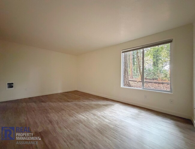 Building Photo - 7077 SW Montauk Cir