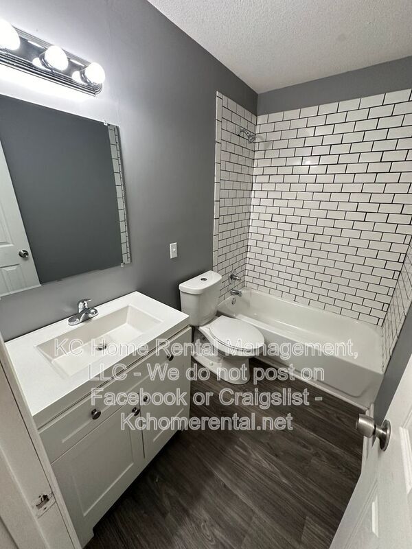 Building Photo - 3124 N 55th St