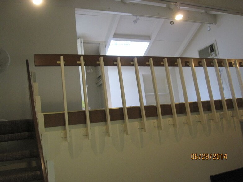 Building Photo - 909 U.S. 9W