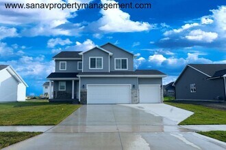 Building Photo - Your Dream Home Awaits You! A 4-Bed, 2.5 - Bath in Bondurant!