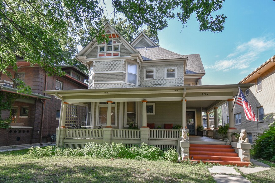 Primary Photo - 1717 D St