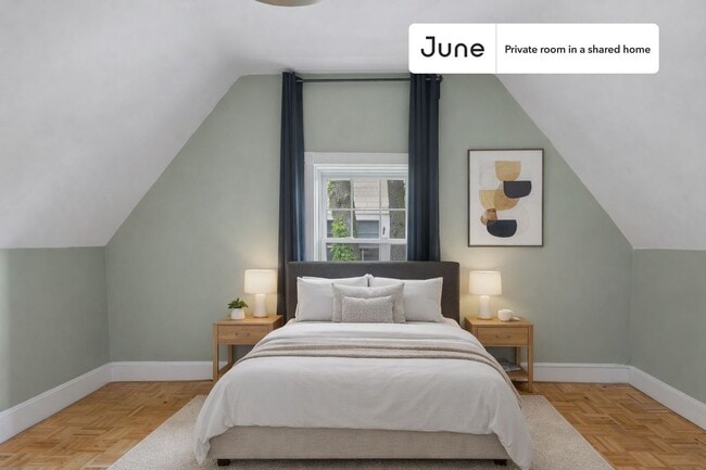 Building Photo - 19 Putnam Ave