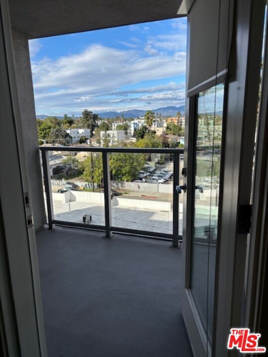 Building Photo - 11405 Chandler Blvd