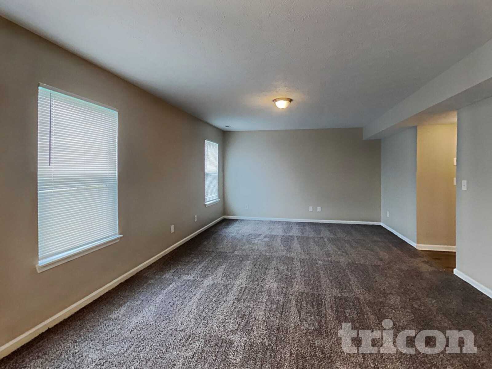 Building Photo - 501 Foliage Ln