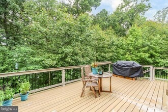 Building Photo - 141 Livingwood Ct