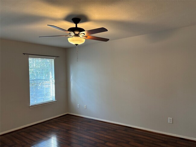 Building Photo - 20903 Shady Isle Ct