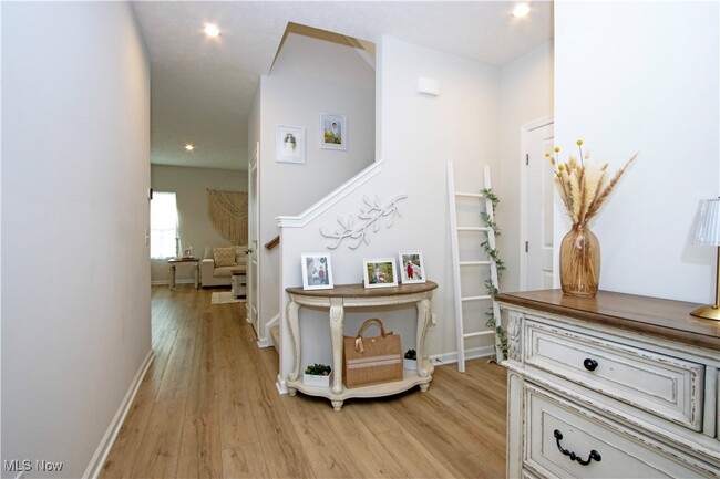 Building Photo - 1117 Kadas Ln