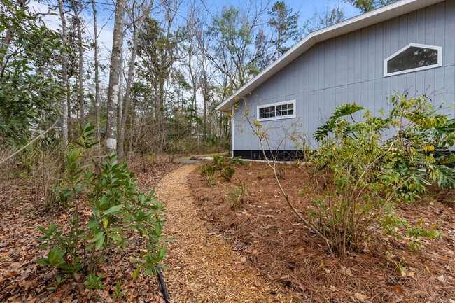 Building Photo - Charming 4-Bedroom Home in Blues Creek – A...