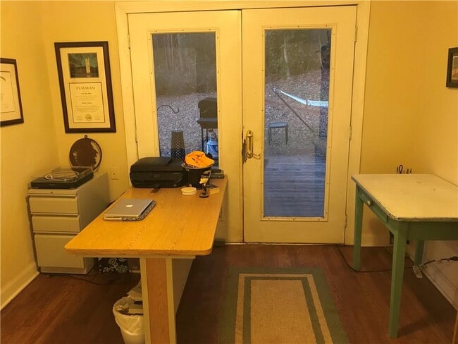 Building Photo - 187 Thomas Cir