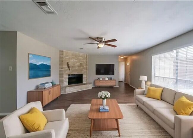 Building Photo - 20422 Bishops Gate Ln