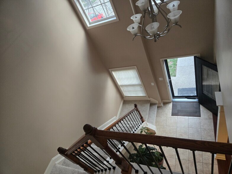 Building Photo - 17001 Piton Way