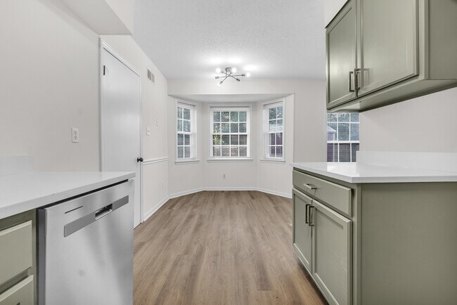 Building Photo - 8493 Cedarbrush Dr