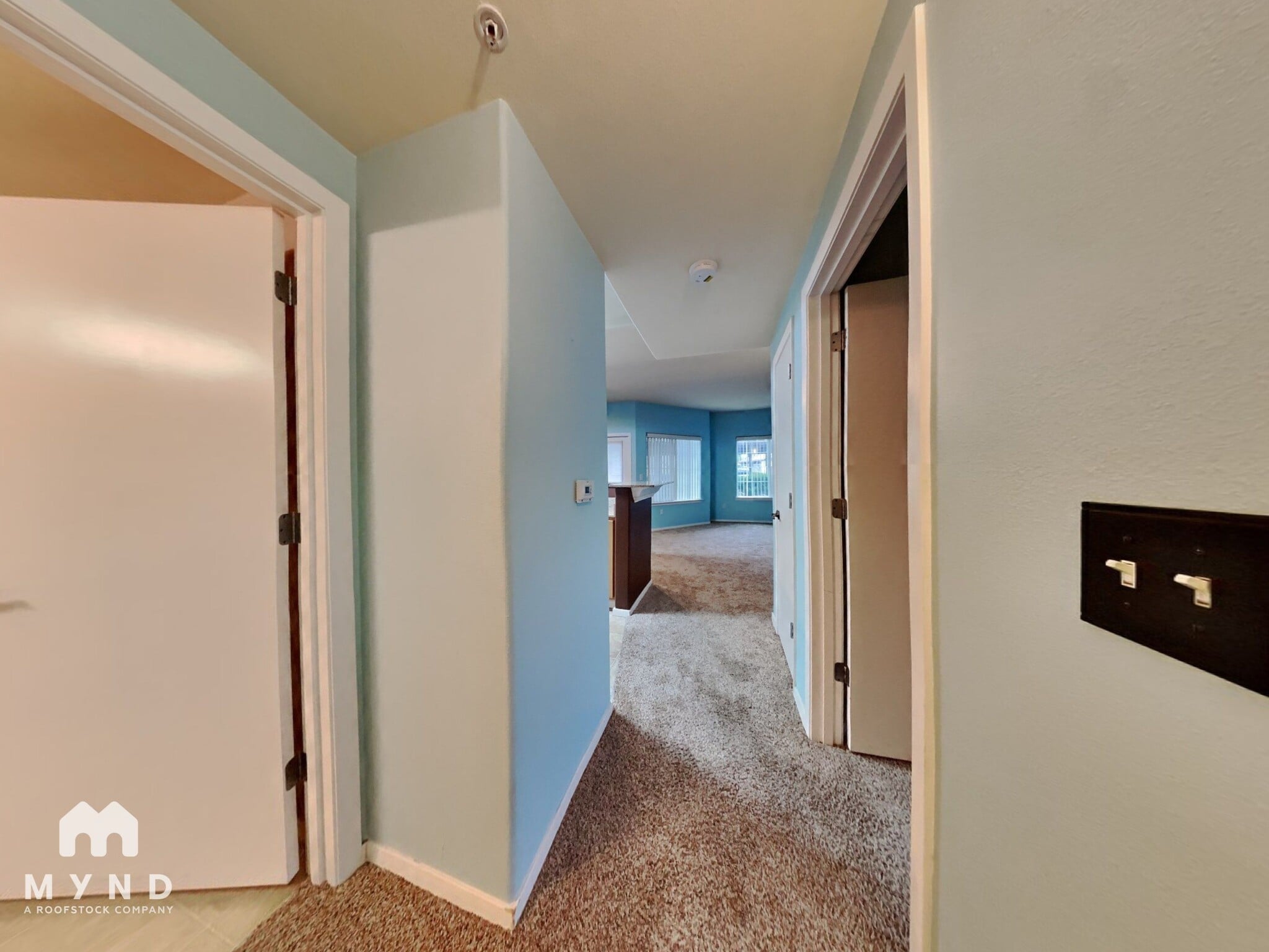 Building Photo - 4200 E Commerce Way