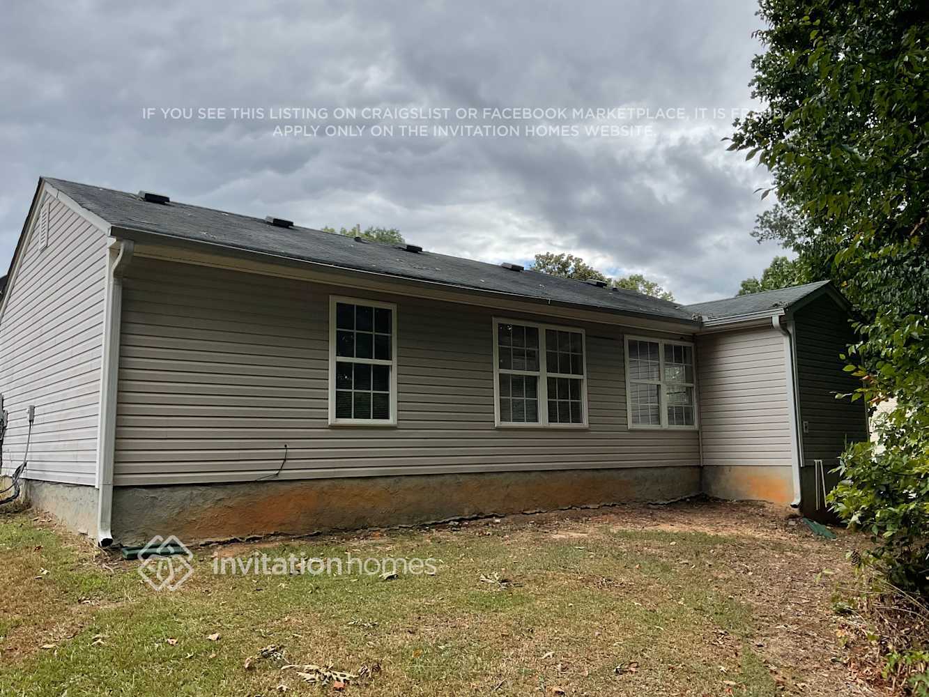 Building Photo - 260 Dreamland Cir