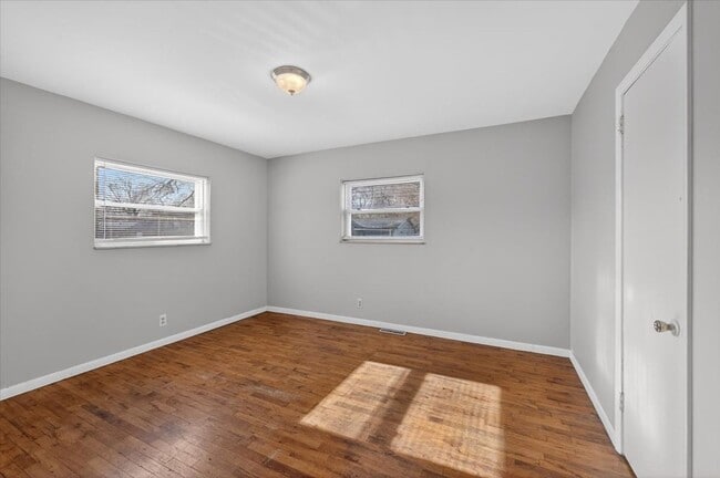 Building Photo - 2301 Perkins Ave