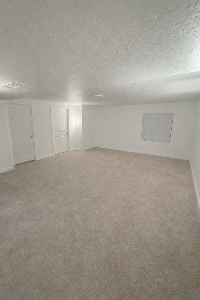 Building Photo - 948 Jack Dr