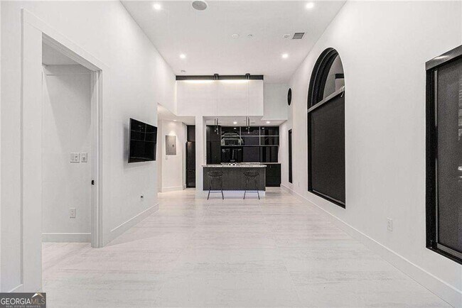 Building Photo - 199 14th St NE