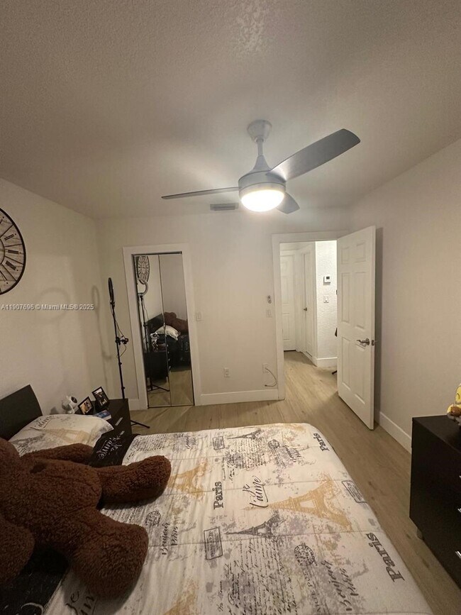 Building Photo - 15304 SW 81st Ln