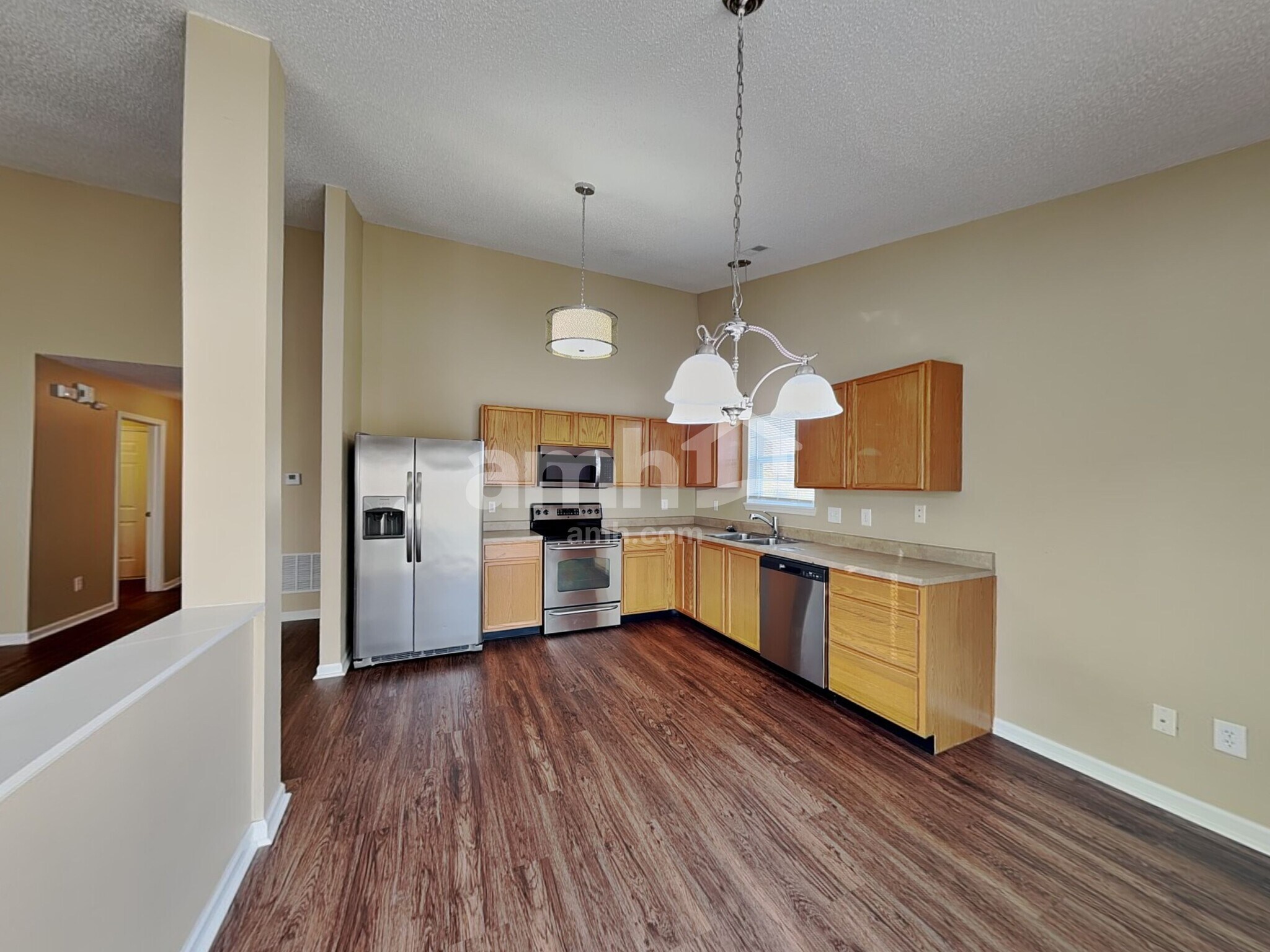 Building Photo - 1438 Dowell St