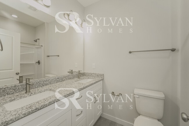 Building Photo - 8621 Reedy Creek Rd