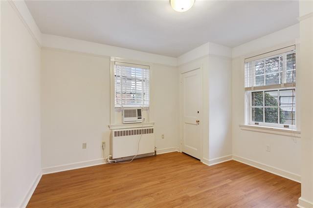 Building Photo - 1586 Jefferson Ave