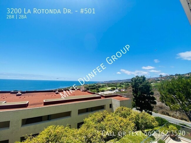 Building Photo - 3200 La Rotonda Dr